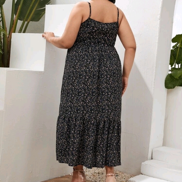 Plus Split Thigh Ditsy Floral Cami Dress - Picture 2 of 10